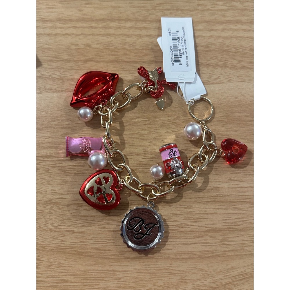 Betsey Johnson Charm Bracelet Soda Can Lips Heart‎ Pearl Bottle Cap Gold Tone